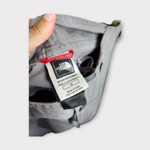 NEW The North Face Daniela Dobby Gray Cargo Pants Outdoor Hiking Women’s 10 - Picture 5 of 6